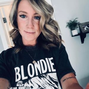 Meet your Posher, Brittney